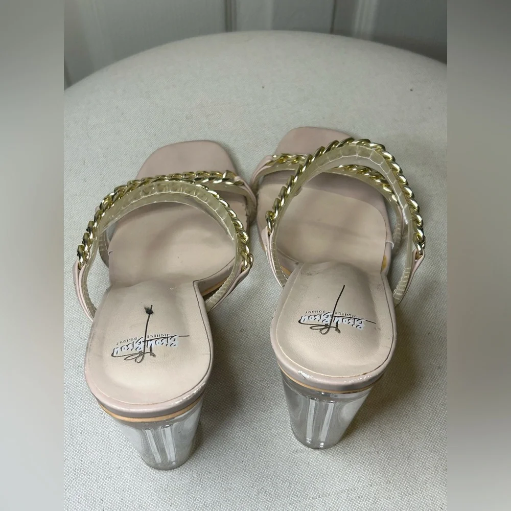 Bisou Bisou Nude Acrylic Block Heels Gold Chain Straps Formal Evening Bling Sz 9